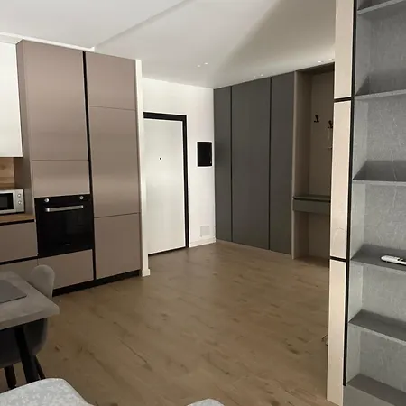 Henri Lungomare Apartamento